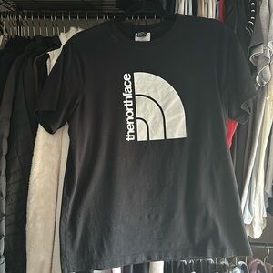 the north face women’s tee